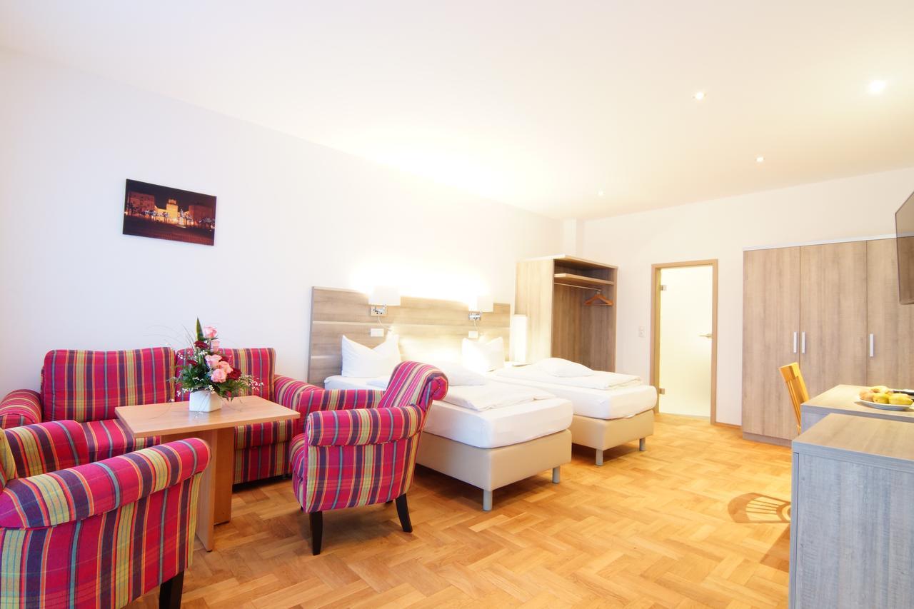 Hotel Spitzenpfeil Michelau in Oberfranken Exterior foto