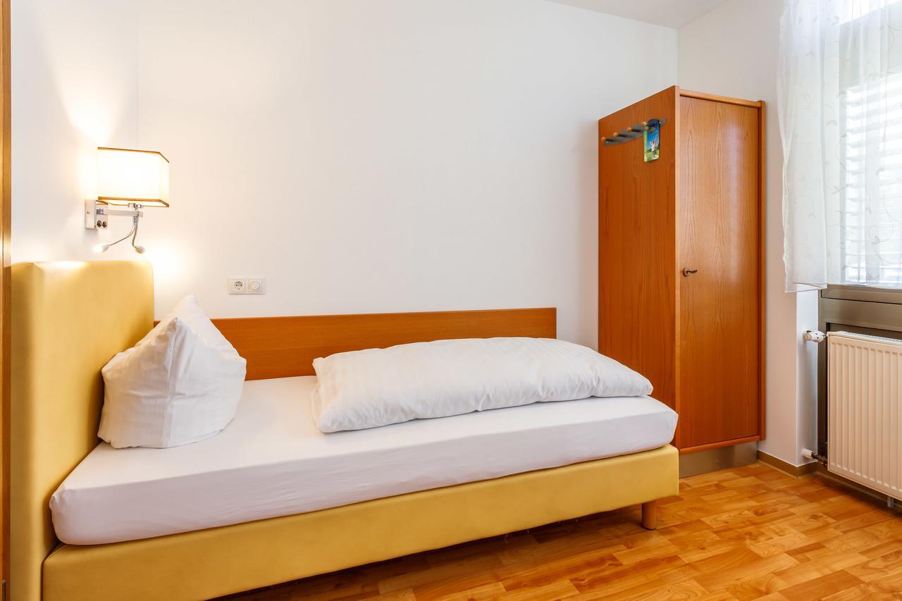 Hotel Spitzenpfeil Michelau in Oberfranken Exterior foto